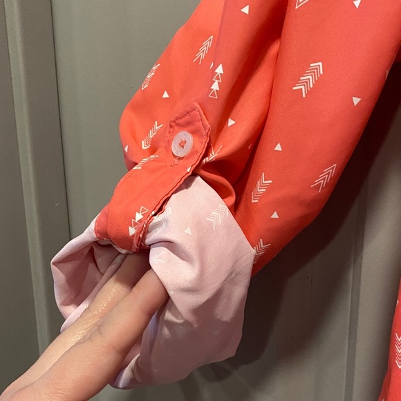 Magellan Women’s Coral Fish Gear Button-Up Shirt | Size Large | Moisture Wicking - Picture 7 of 11